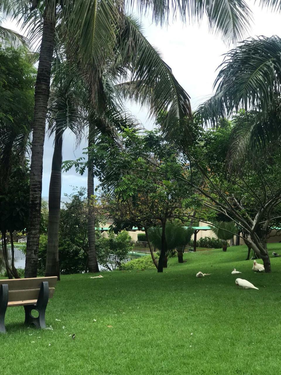 Beach Place Resort Residence 阿奎拉兹 外观 照片